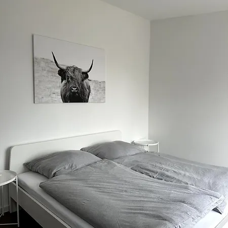 アパート Grosszuegige In ジンスハイム